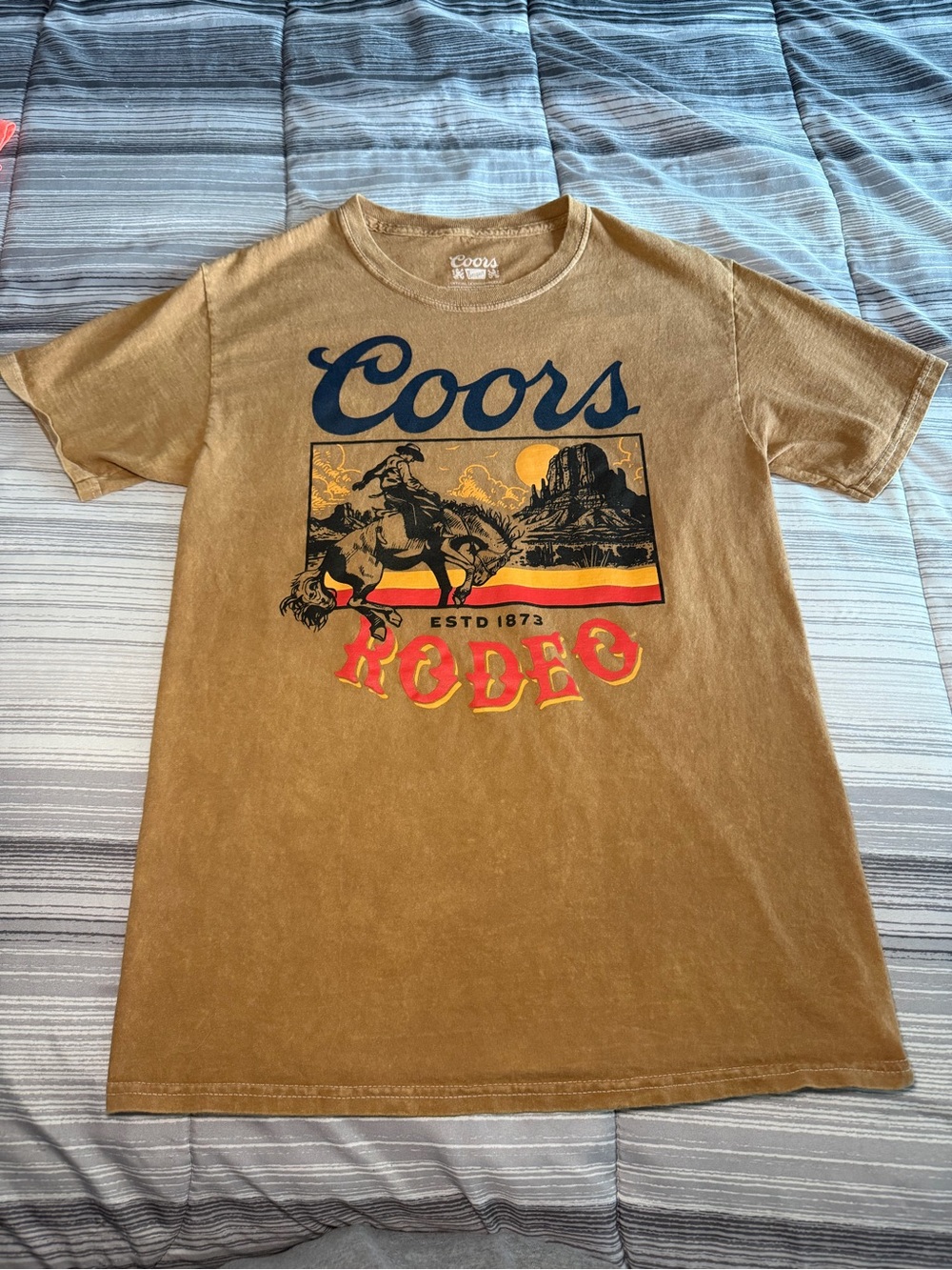 Women’s Tan Rodeo Graphic T-Shirt